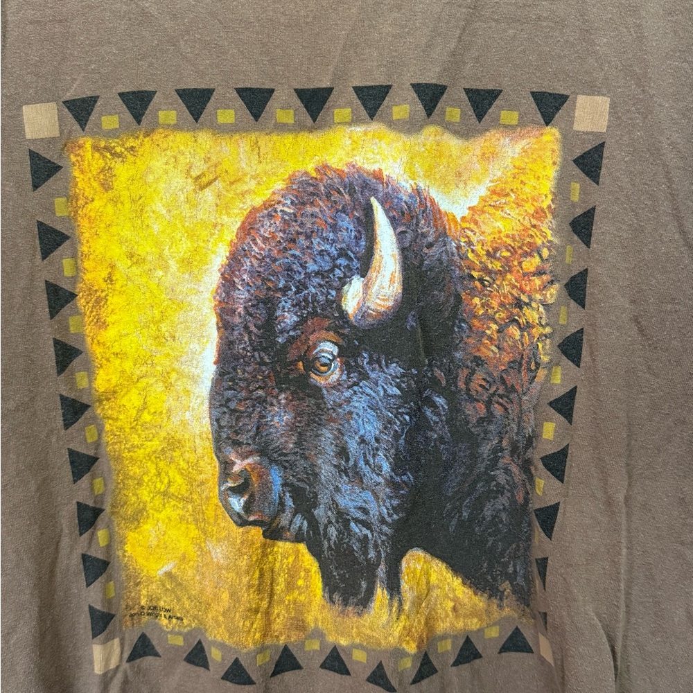 John Q Wright Buffalo T-shirt - Picture 2 of 4